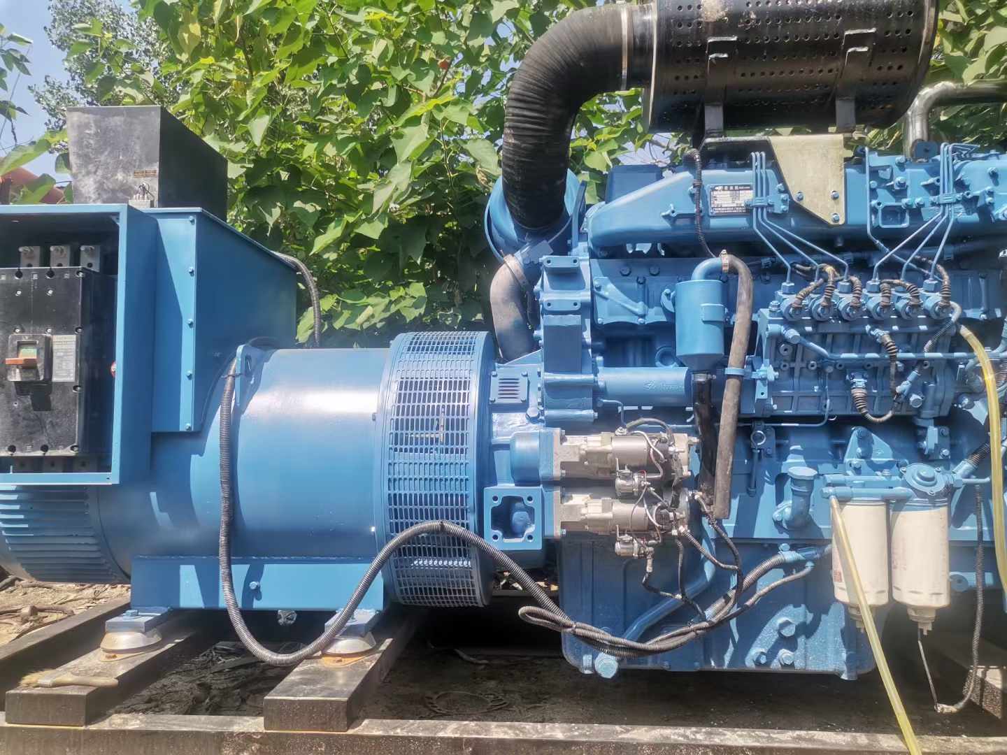 临湘详细说明降低 800kW 柴油发电机输出电流波动的方法