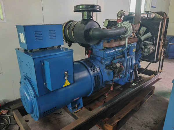 临湘100kW柴油发电机组使用多级机油有哪些优缺点？
